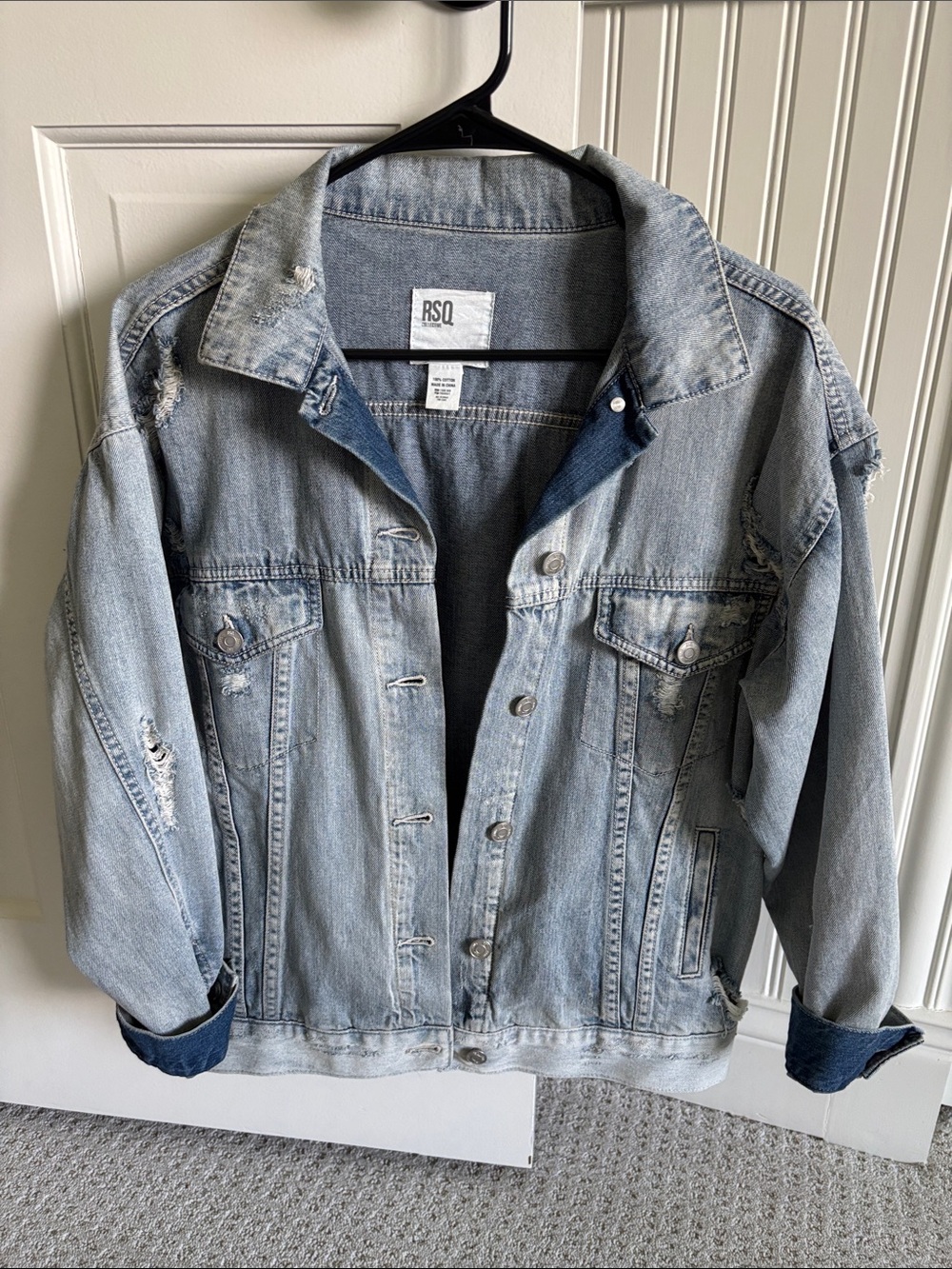 RSQ Light Wash Blue Distressed Denim Jacket Size Medium